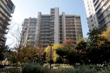 晴海フラッグパークビレッジA棟の外観(北東側から)