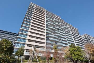 晴海フラッグシービレッジA棟の外観(南側から)