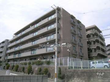 ステイツ豊中春日町の外観（南東側から）