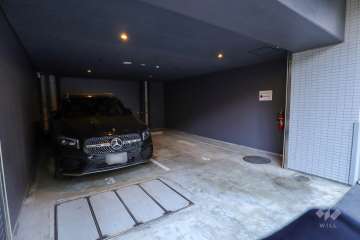 敷地内駐車場（屋内平面式）