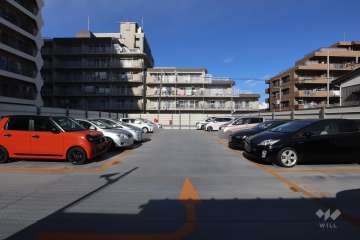 敷地内駐車場(屋外平面式)