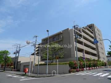 桃山台ヒルズの外観（北西側から）