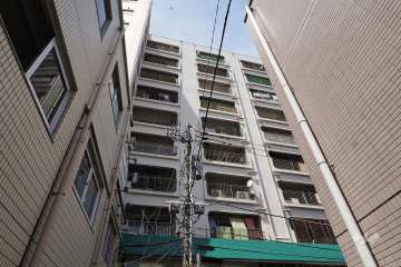 阿佐ヶ谷マンションの外観（南側から）