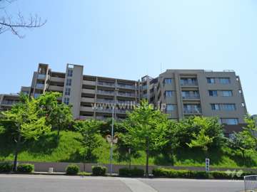 ブランズ千里桃山台の外観（北西側から）