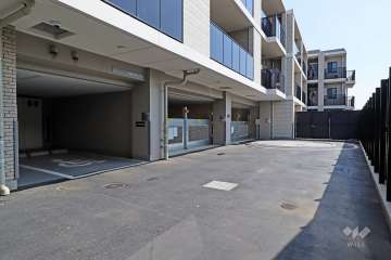 敷地内駐車場（屋内平面式・屋内機械式）