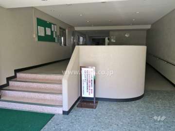 エントランスホール