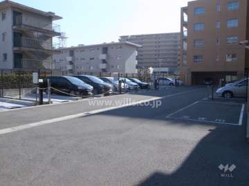 敷地内駐車場