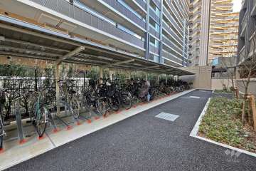 屋外駐輪場