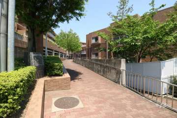 エントランスアプローチ