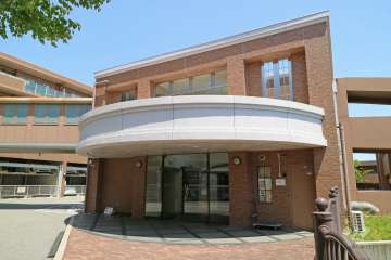 エントランス棟