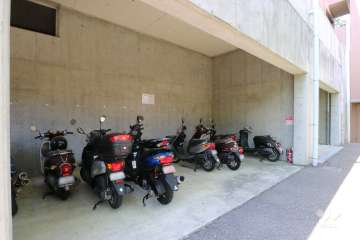バイク置場