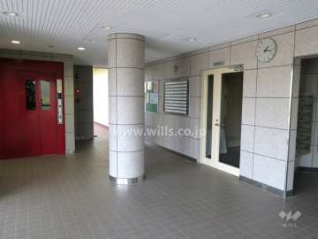 エントランスホール