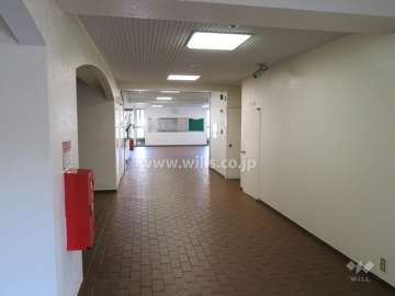 エントランスホール