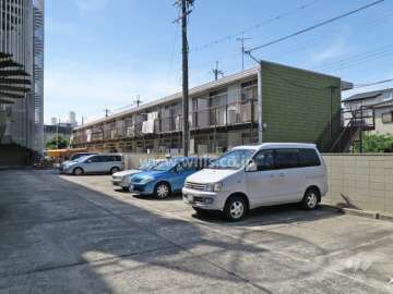 敷地内駐車場（屋外平面式）