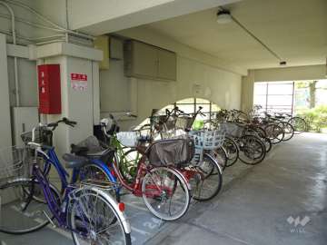 駐輪場