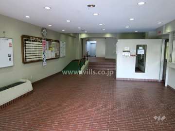 エントランスホール