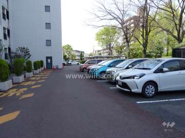 敷地内駐車場（屋外平面式）
