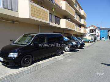 敷地内駐車場（屋外平面式）