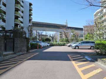 敷地内駐車場（屋外平面式）