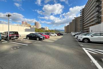 敷地内駐車場（屋外平面式）