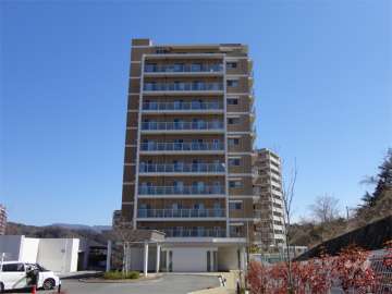 エクステラス日生中央の外観