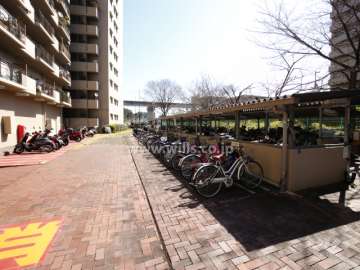 自転車置場、バイク置場