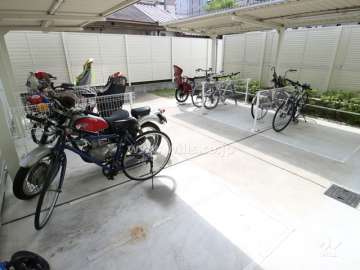 駐輪場