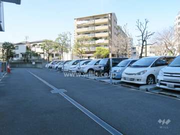 敷地内駐車場（屋外機械式）