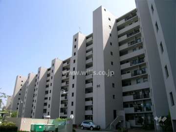 桃山台グランドマンションＤ-2棟の外観（北側から）