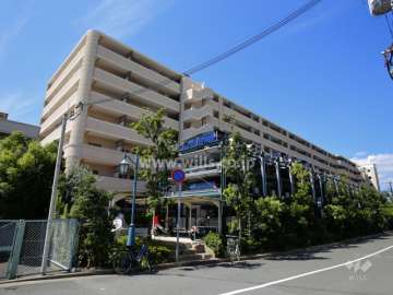 リバーガーデン甲子園南の外観（南東側から）