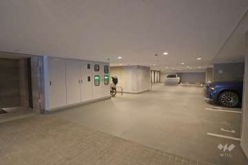 敷地内駐車場（屋内平面式）