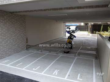 バイク置き場