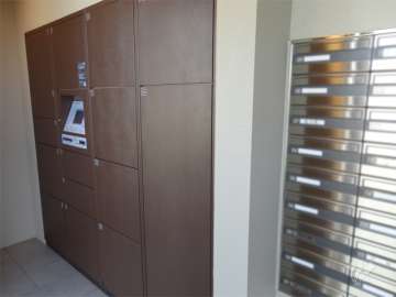 共用ポストと宅配ボックス