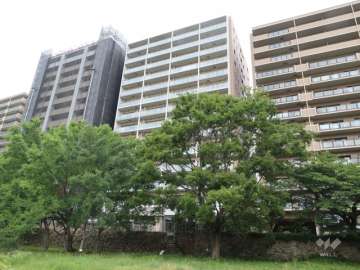 ローレルコート宝塚武庫川町の外観(南東側から)