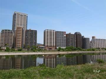 ローレルコート宝塚武庫川町の遠景