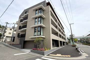 ワコーレ六甲高羽公園の外観（南西側から）