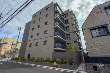 ワコーレ神戸本山南町の外観（南西側から）