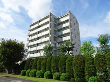 ディモア江坂レジデンスの外観（南東側から）