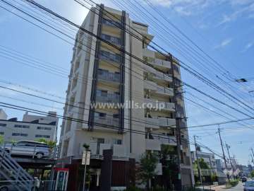 ディモア江坂レジデンスの外観（北東側から）