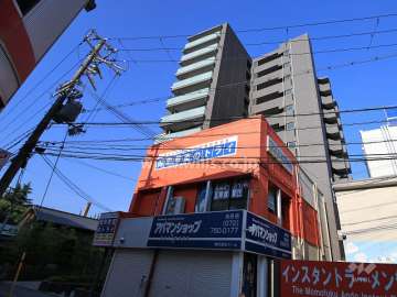 ジオ阪急池田満寿美町ソシアの外観（北東側から）