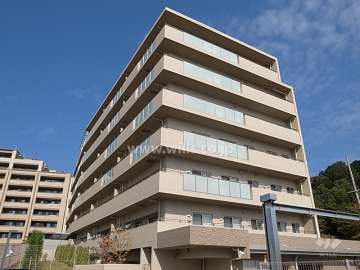 ジオ宝塚山手台フロントテラスの外観（南東側から）