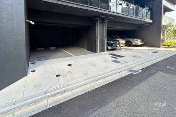 敷地内駐車場(屋内平面式)
