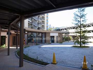 敷地中央にある車寄せスペース（センターサークル）