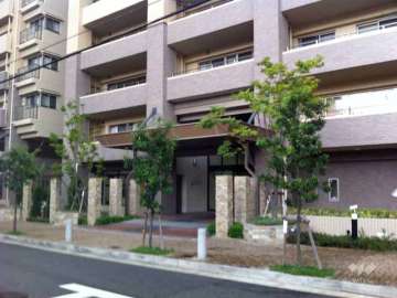 エントランス（オートロック付き）