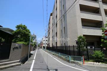 敷地南側の西面道路