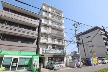 世紀コーポ溝口の外観（南西側から）