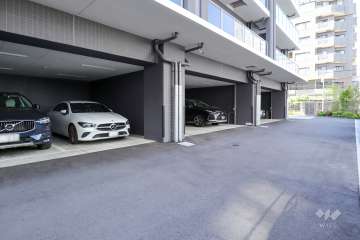 敷地内駐車場（屋内平面式）