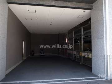 敷地内駐車場（屋内機械式）