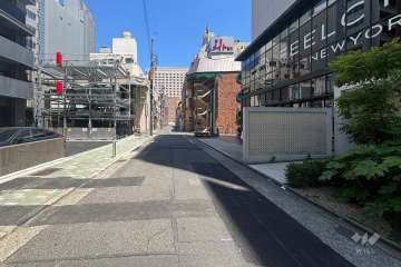 敷地南側の前面道路