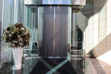 エントランスはオートロック付です